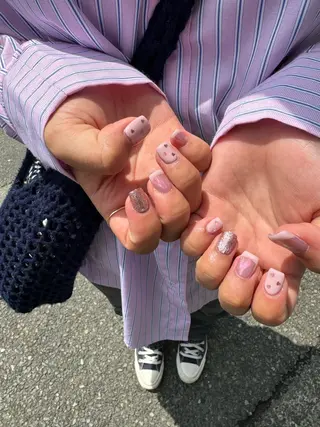ネイル LAVISH 大和店 🤱子連れ大歓迎のネイルデザイン