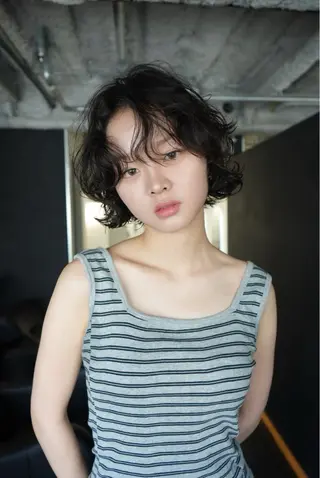 ショート パーマ 新宿/髪質改善/ レイヤー/サカキのヘアスタイル