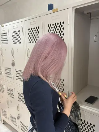 セミロング カラー ⭐️横浜ブリーチ特化 美容師 堤涼⭐️のヘアスタイル