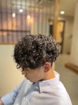 ミディアム パーマ メンズ 清水 保博のヘアスタイル