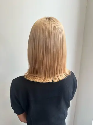 ミディアム カラー 西村 奈桜のヘアスタイル