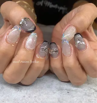 ネイル ネイルルームリッカ 𝐦𝐚𝐲𝐮のネイルデザイン