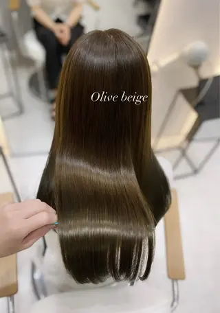 ロング カラー 艶髪・透明感カラー・ 韓国ヘア・Yuriのヘアスタイル