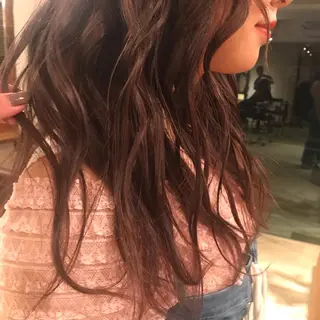 ロング カラー 鎌田 愛のヘアスタイル