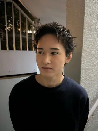 ショート レイヤーカット 鈴木駿介のヘアスタイル