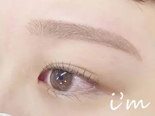 アイブロウ 小林 優花の眉毛・アイブロウイメージ