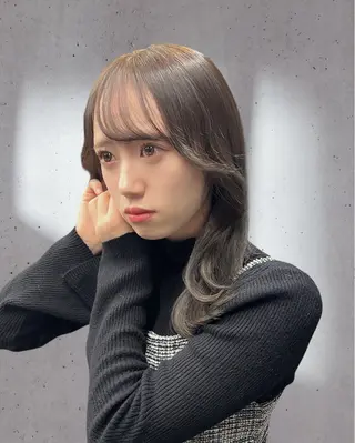 セミロング カラー 鈴木 悠大のヘアスタイル