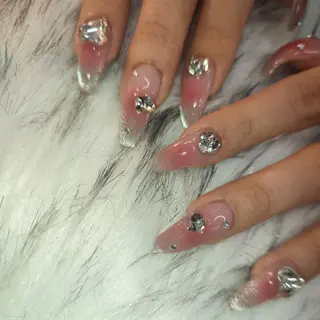 ネイル RUNWAY 　　のネイルデザイン