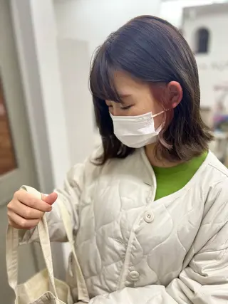 ミディアム 藤野 莉奈のヘアスタイル