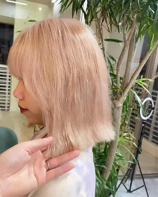ショート andKおもろまち店 艶ダブルカラー✨のヘアスタイル