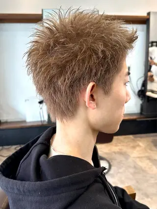 ショート カラー メンズ ホンマハルヤ/ パーマ・カラーのヘアスタイル