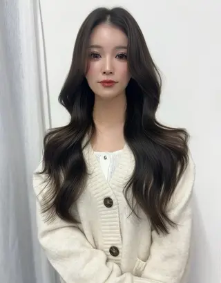 ロング YUKI / レイヤーカット🤍のヘアスタイル