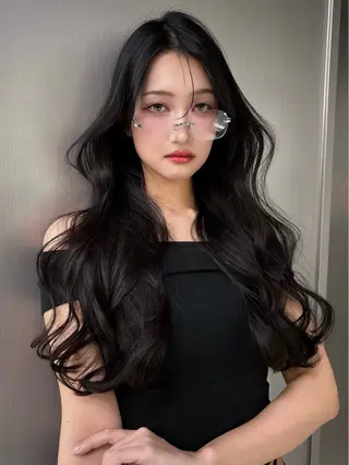 ロング カラー SHOUHEI 韓国風レイヤーカットのヘアスタイル
