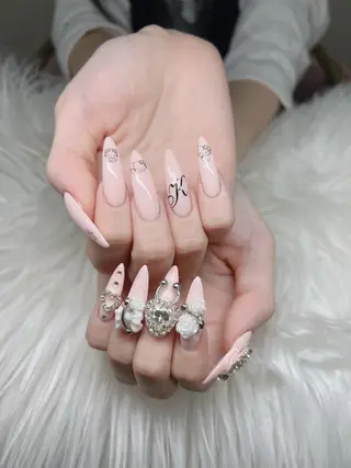 ネイル Lee Nails チップ長さだし専門店のネイルデザイン