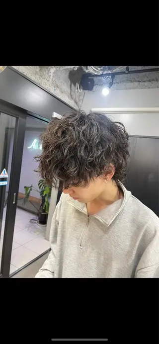ミディアム パーマ メンズ 新宿/透明感カラー/ 髪質改善/桜良のヘアスタイル