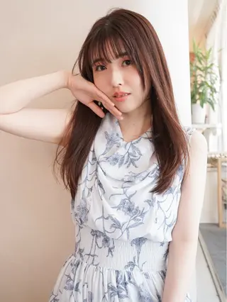 ロング カラー 花井 啓好のヘアスタイル