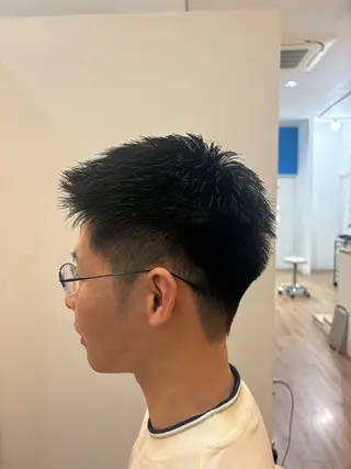 ショート メンズ 松井 悠希のヘアスタイル