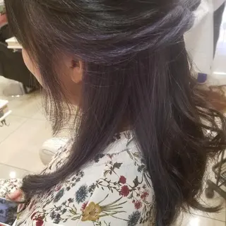 ロング カラー 山内 佐江子のヘアスタイル