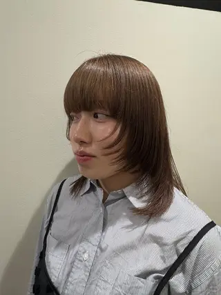 ミディアム 齋藤 結のヘアスタイル