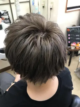 カラー メンズ 石塚 浩のヘアスタイル