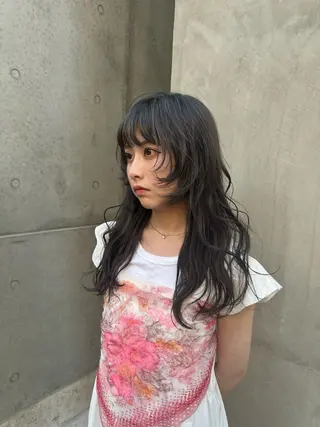 ロング 森田遥奈/透明感カラ ー/ケアブリーチのヘアスタイル