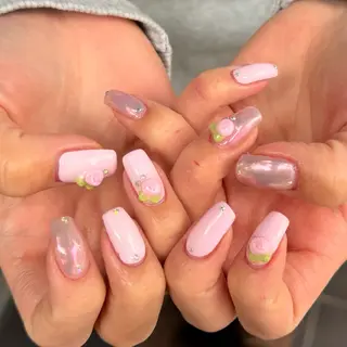 ショート 小川 柚香のネイルデザイン