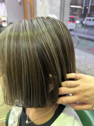 ミディアム 🩷PEEQS吉田 愛梨🩷のヘアスタイル