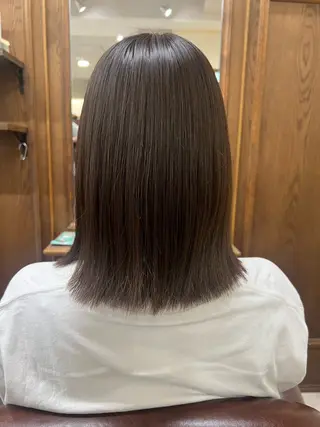 ミディアム 美髪矯正/艶髪 CLUTCH田中海琴のヘアスタイル