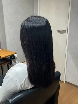 セミロング カラー レ ナのヘアスタイル
