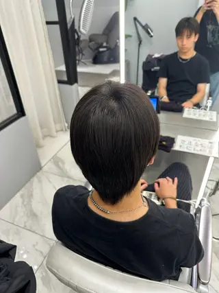 ショート ハイトーン✖️ 縮毛矯正シュンペイのヘアスタイル