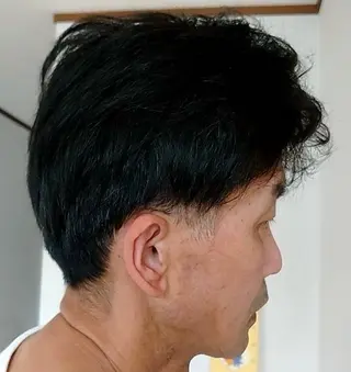 ミディアム 宇野井 勝太のヘアスタイル