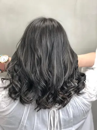 ミディアム カラー 【透明感、艶髪】西村 有司のヘアスタイル