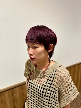 ショート カラー 田中 真白のヘアスタイル