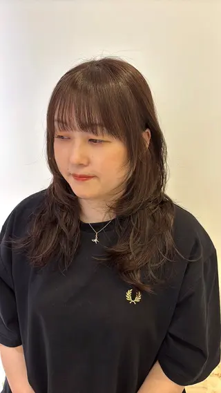 セミロング カラー 若松 心和のヘアスタイル
