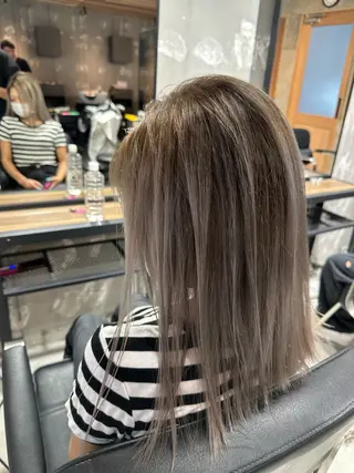 ミディアム カラー ヘアアレンジ 久米 治仁のヘアスタイル