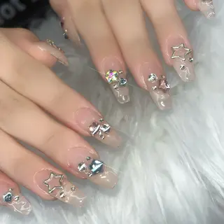 ネイル VIERU YURIのネイルデザイン