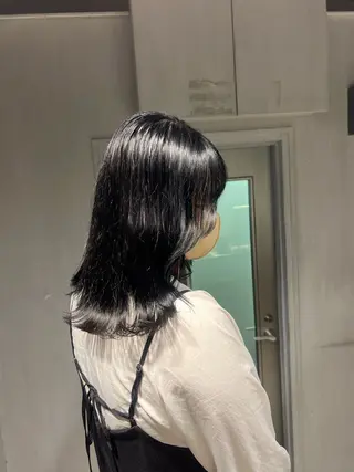セミロング カラー NANAMI🩵 大人可愛い韓国ヘアのヘアスタイル
