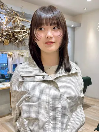 ミディアム 吉原 由菜のヘアスタイル