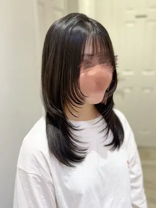 セミロング 🐺ウルフカット/ 縮毛矯正💙maiのヘアスタイル