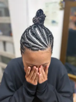 ヘアアレンジ 艶カラー🫧/シール エクステRYOKAのヘアスタイル