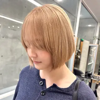 ショート カラー Acchon/心斎橋 💚ダブルカラーのヘアスタイル