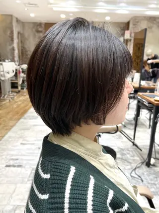 ショート カラー 💍新宿ショート 💍岩田莉奈のヘアスタイル