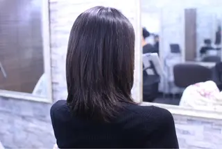 ミディアム カラー 大通り1番出口1分 髪質改善ヴィソップのヘアスタイル