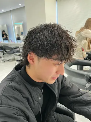 ショート パーマ メンズ センターパート/毛 流れ/パーマ特化のヘアスタイル