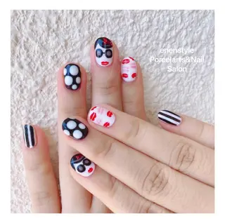 ミディアム ネイル 🐾enen style 🐾のネイルデザイン