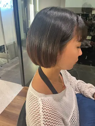 ショート ブリーチ/ ダブルカラー/ツバキのヘアスタイル