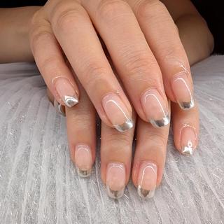 ネイル 中田 巴菜のネイルデザイン