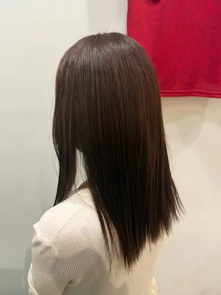 セミロング いたがき ひであきのヘアスタイル