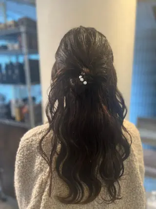 セミロング キンサダ ワンリダのヘアスタイル