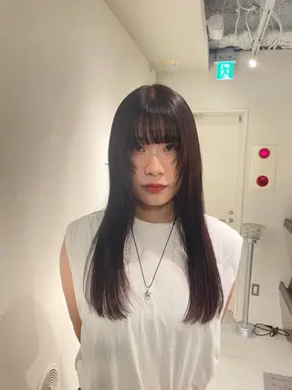 ロング カラー tiel 小山莉々のヘアスタイル